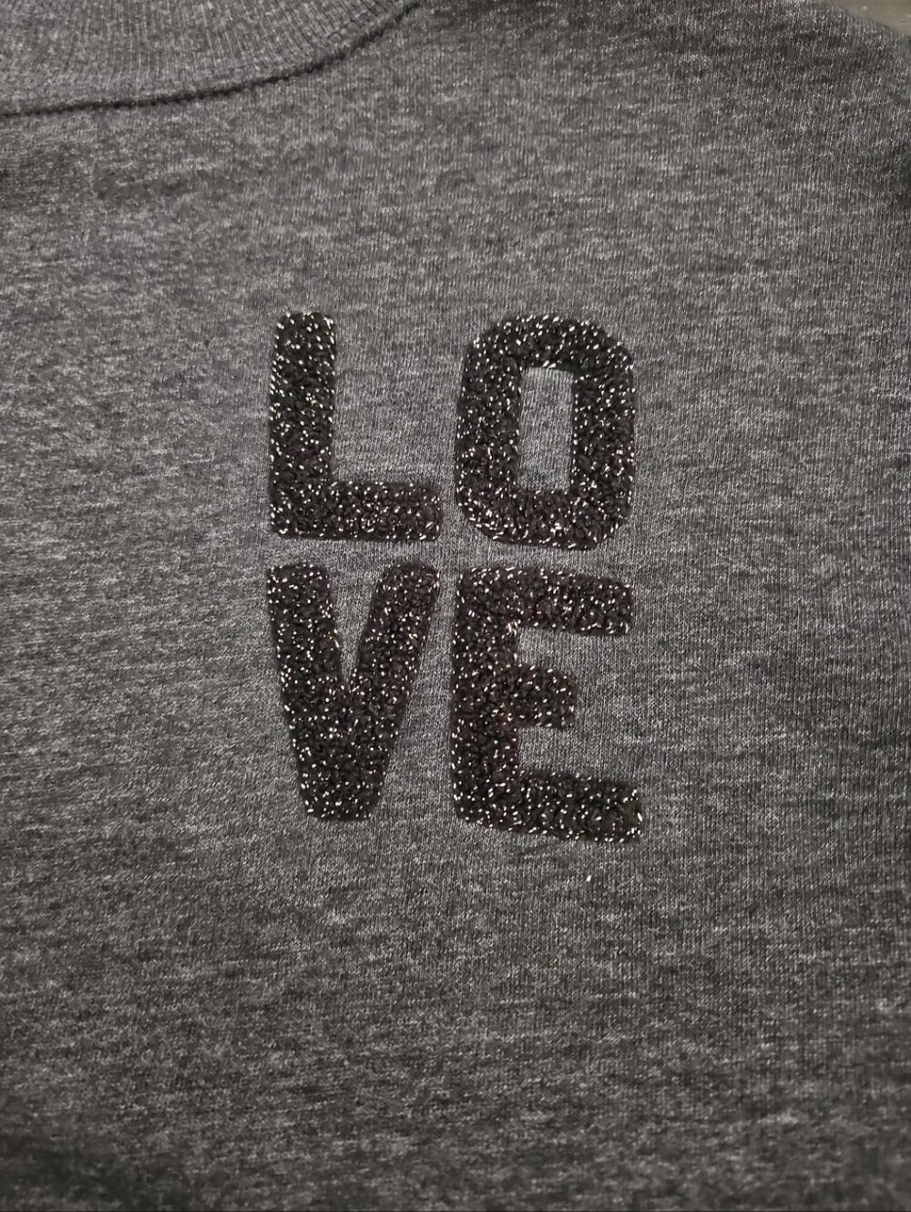 Charcoal Gray LOVE Sweatshirt Relaxed Fit Pullover M - Picture 6 of 9